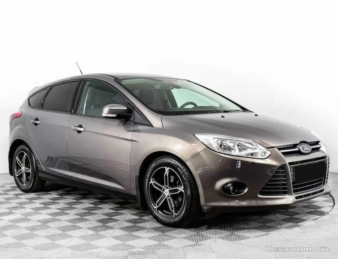 Ford Focus 2014 с пробегом — фото 3