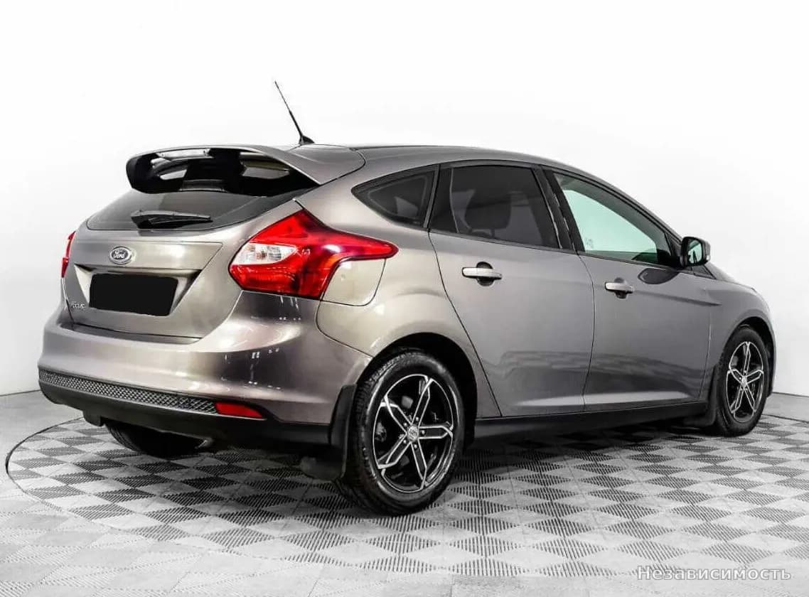 Ford Focus 2014 с пробегом — фото 5
