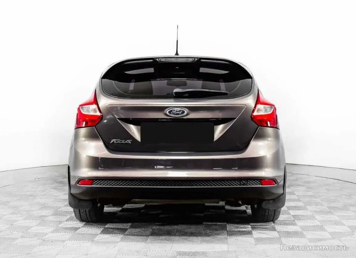 Ford Focus 2014 с пробегом — фото 6