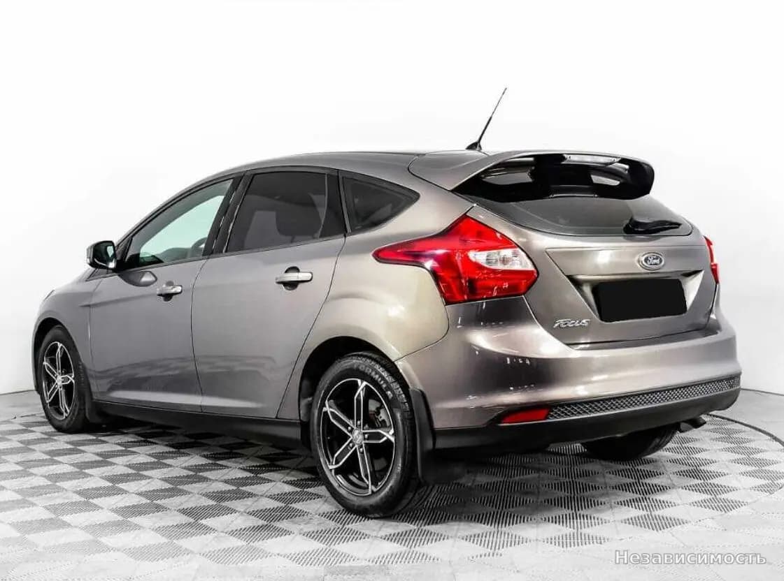 Ford Focus 2014 с пробегом — фото 7