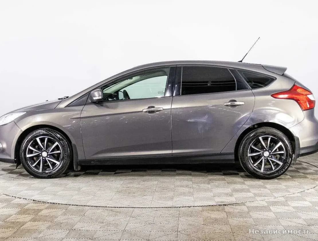 Ford Focus 2012 с пробегом — фото 8