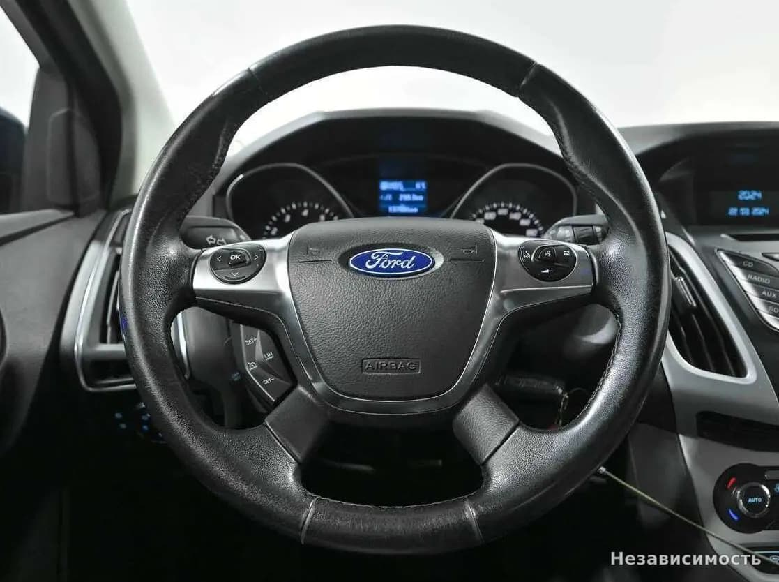 Ford Focus 2013 с пробегом — фото 8
