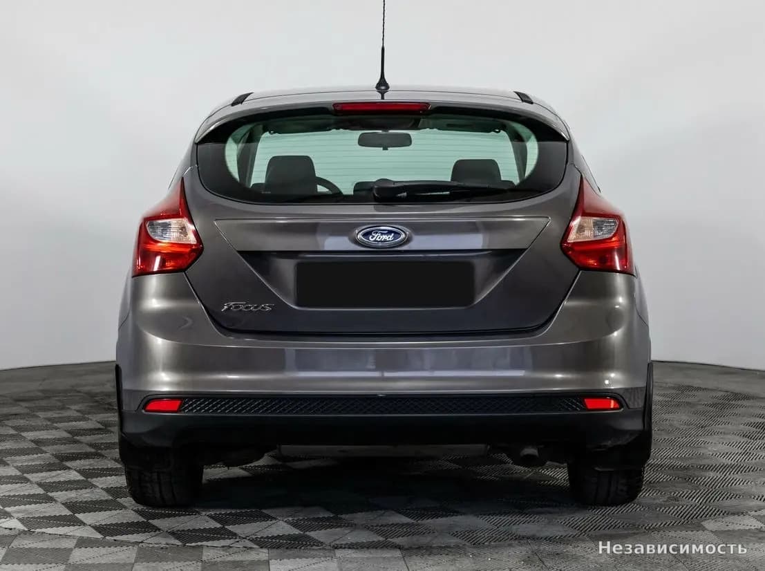 Ford Focus 2014 с пробегом — фото 5