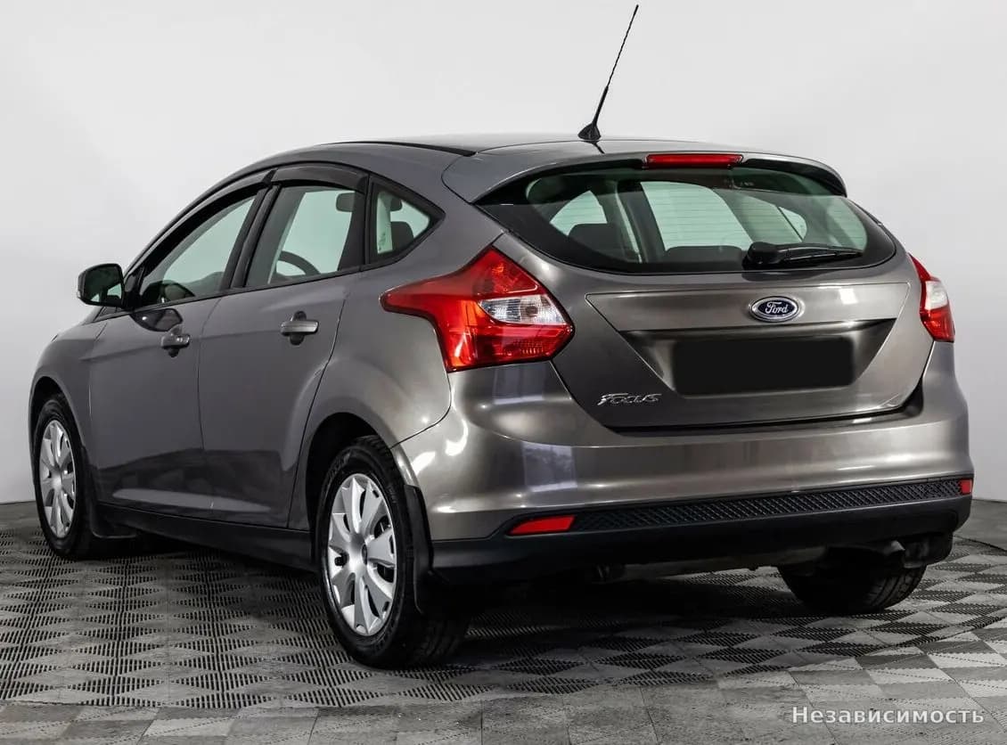 Ford Focus 2014 с пробегом — фото 6
