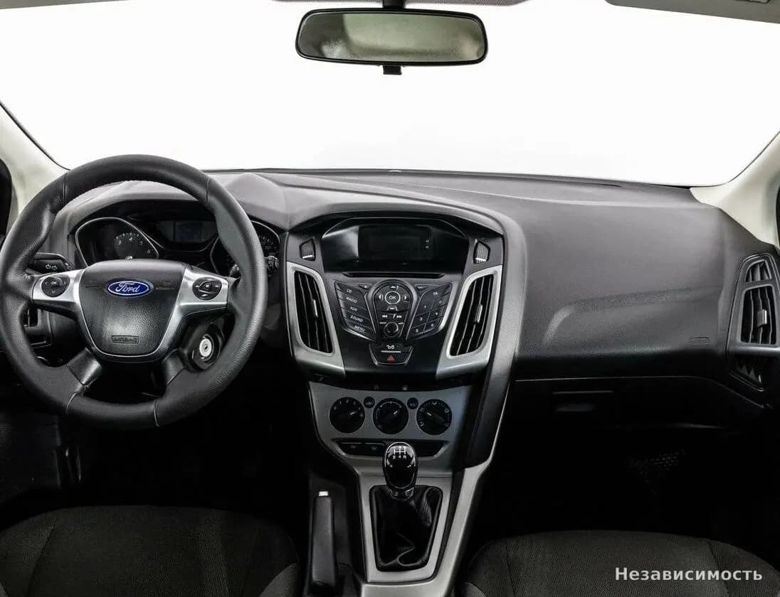 Ford Focus 2014 с пробегом — фото 8