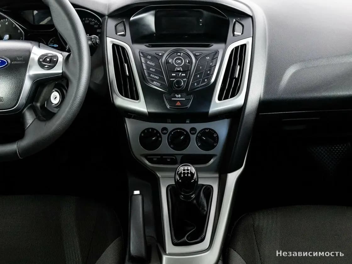 Ford Focus 2014 с пробегом — фото 9