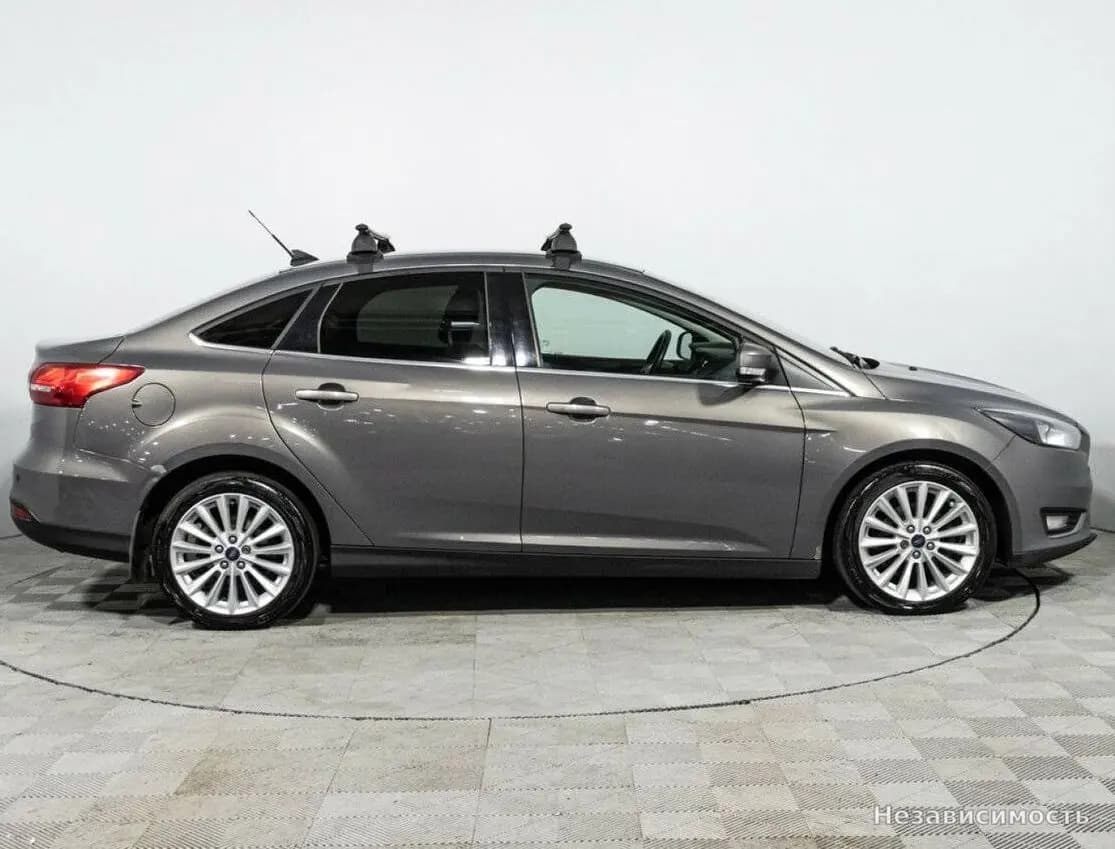 Ford Focus 2019 с пробегом — фото 4