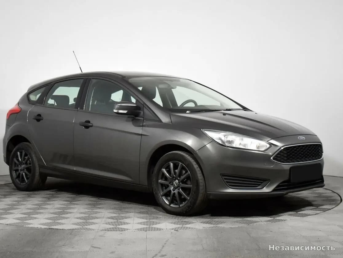 Ford Focus 2016 с пробегом — фото 3