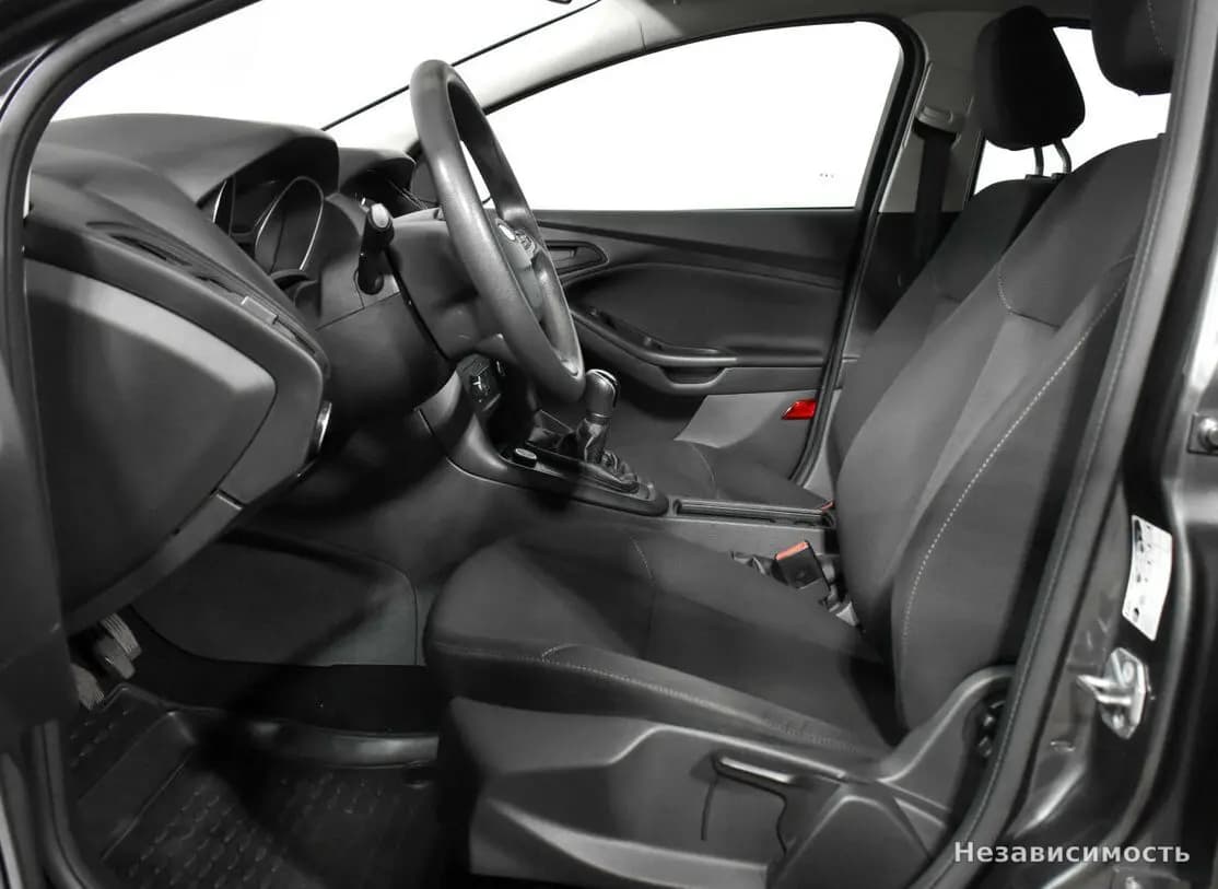 Ford Focus 2016 с пробегом — фото 10