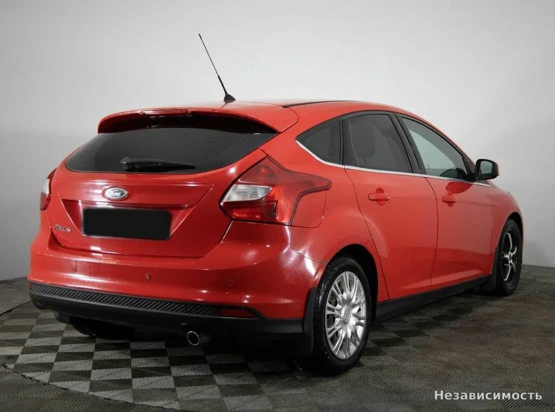 Ford Focus 2012 с пробегом — фото 4