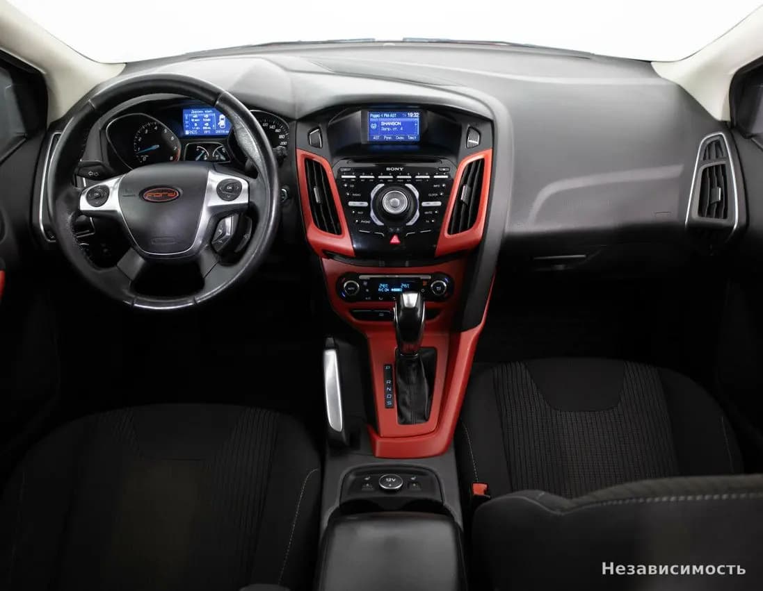 Ford Focus 2012 с пробегом — фото 7