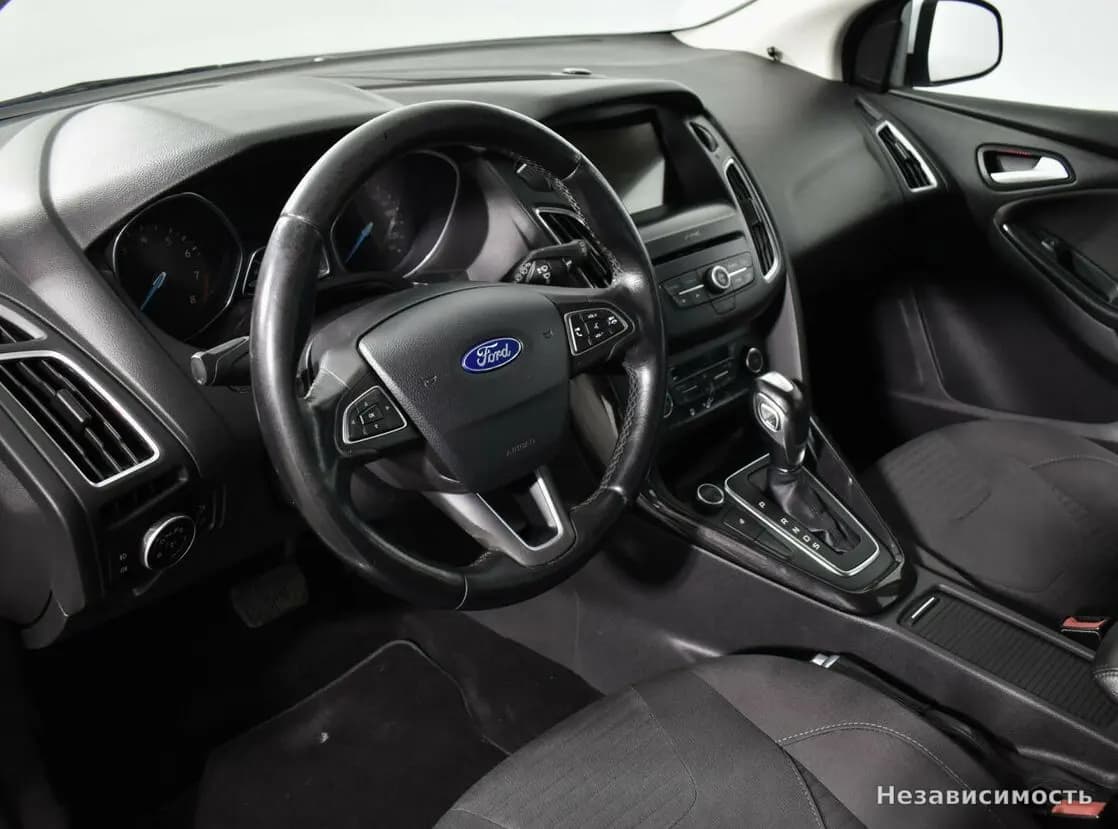 Ford Focus 2017 с пробегом — фото 9