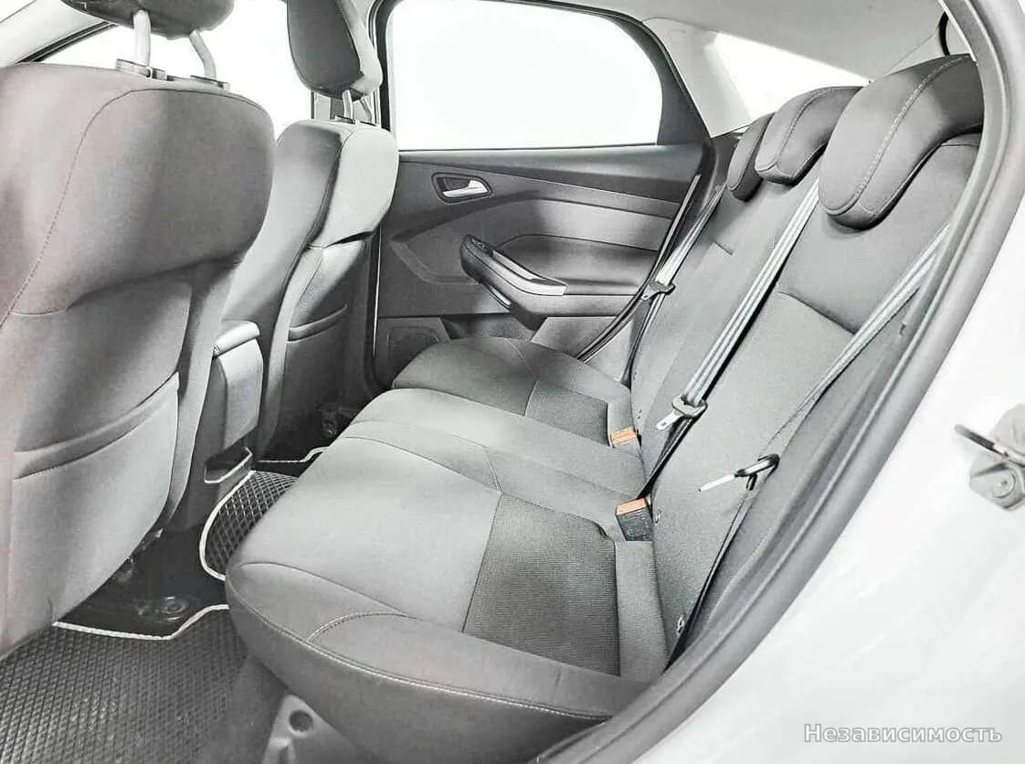 Ford Focus 2018 с пробегом — фото 9