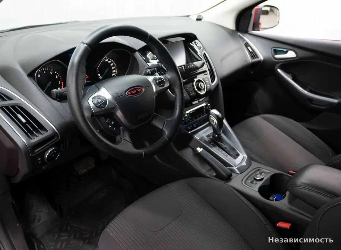 Ford Focus 2014 с пробегом — фото 7