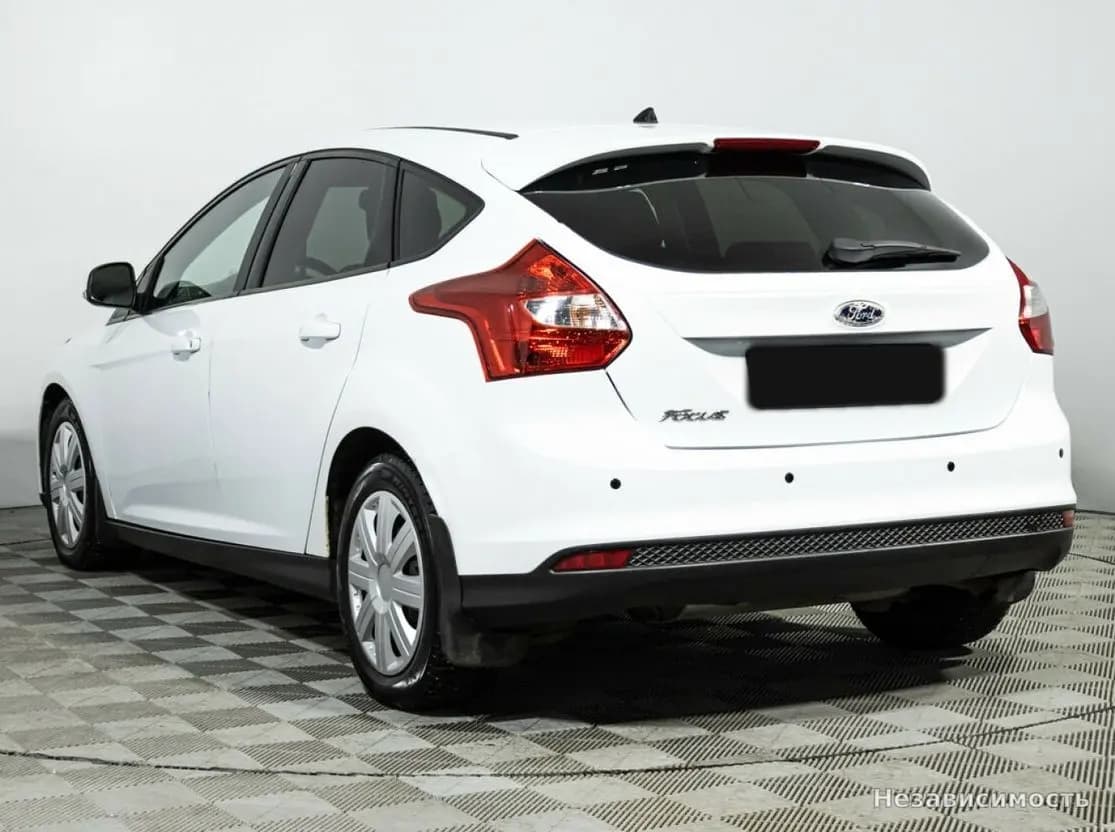 Ford Focus 2012 с пробегом — фото 7
