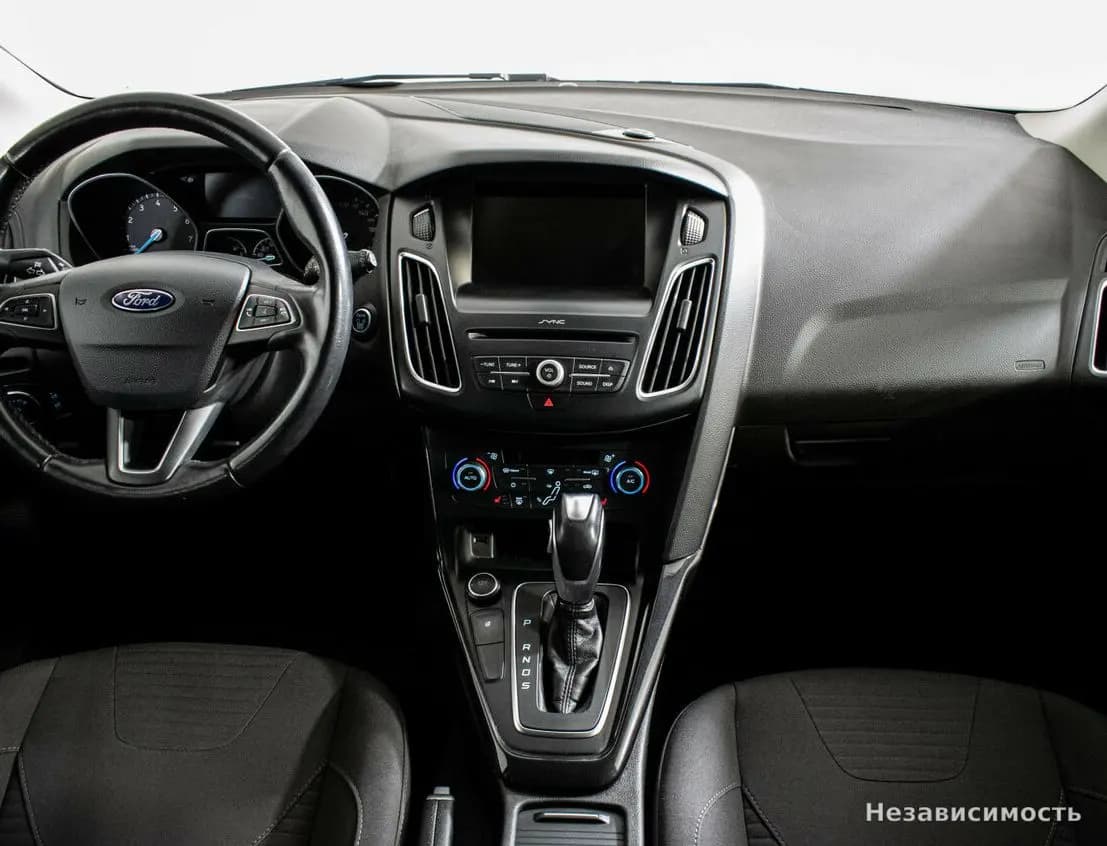 Ford Focus 2017 с пробегом — фото 9
