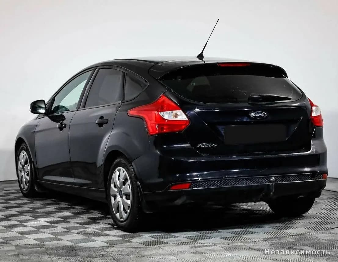 Ford Focus 2012 с пробегом — фото 6