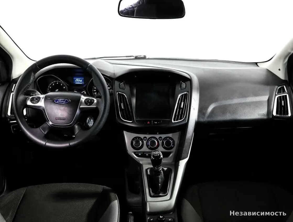 Ford Focus 2012 с пробегом — фото 8