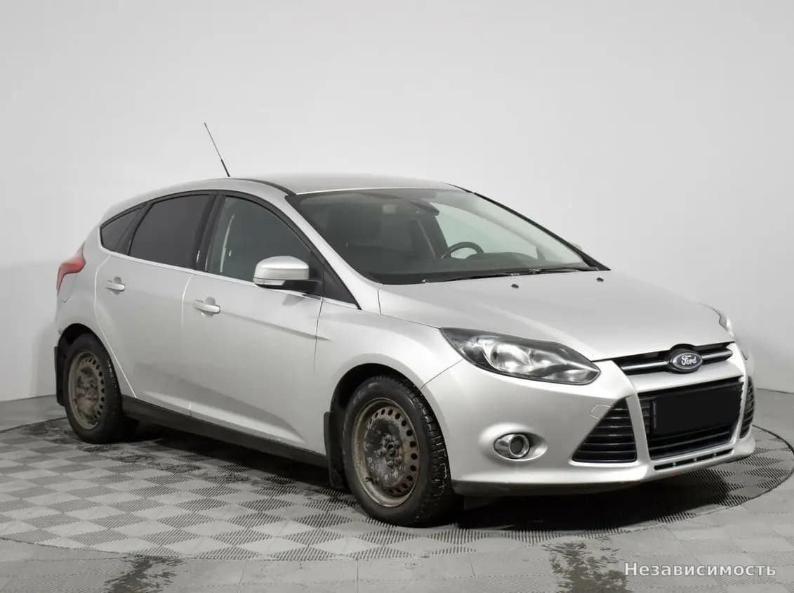 Ford Focus 2012 с пробегом — фото 4