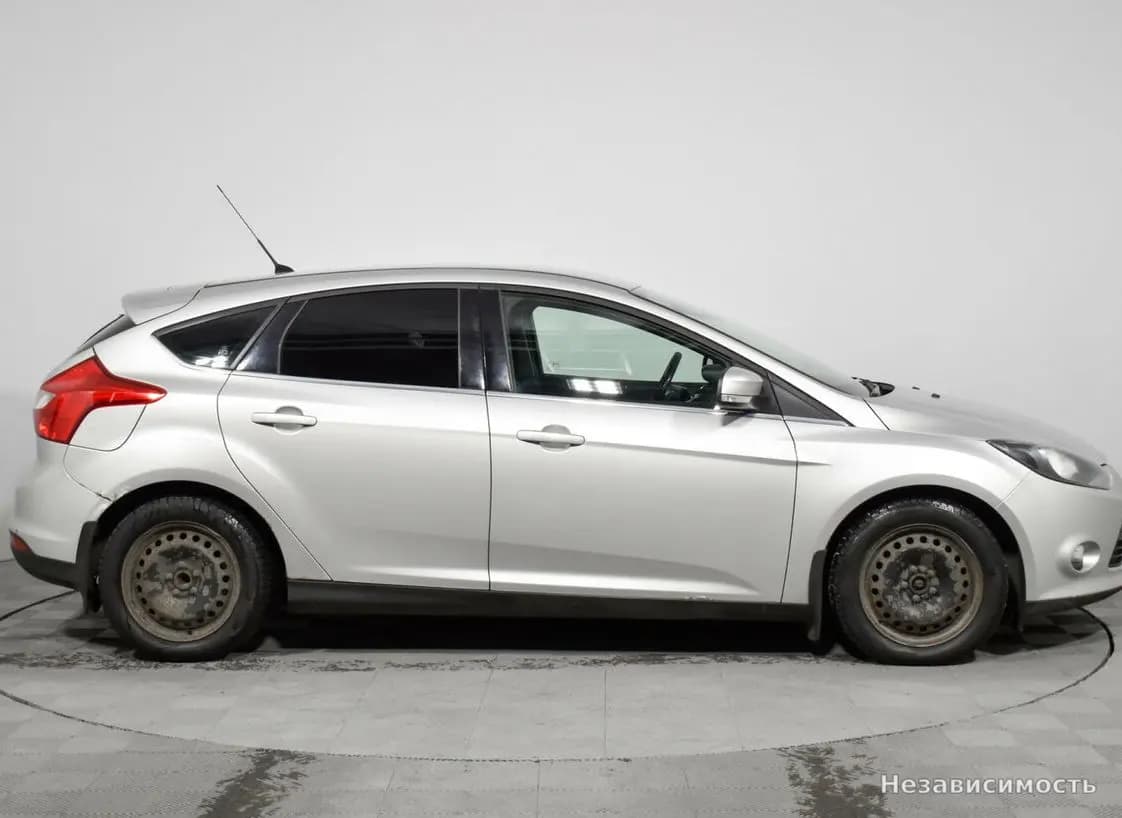 Ford Focus 2012 с пробегом — фото 5