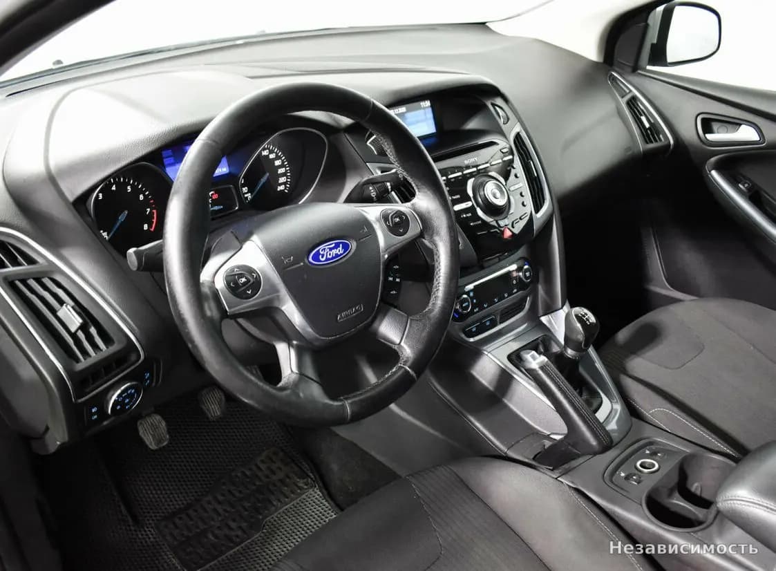 Ford Focus 2012 с пробегом — фото 10
