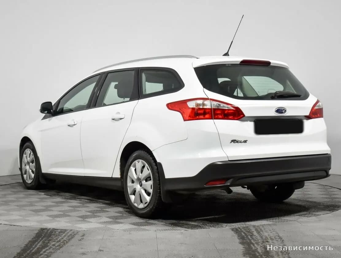 Ford Focus 2014 с пробегом — фото 7