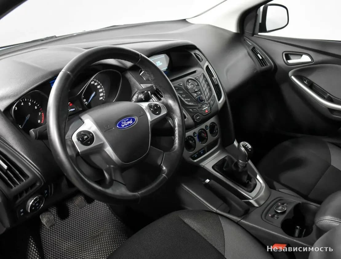 Ford Focus 2014 с пробегом — фото 8