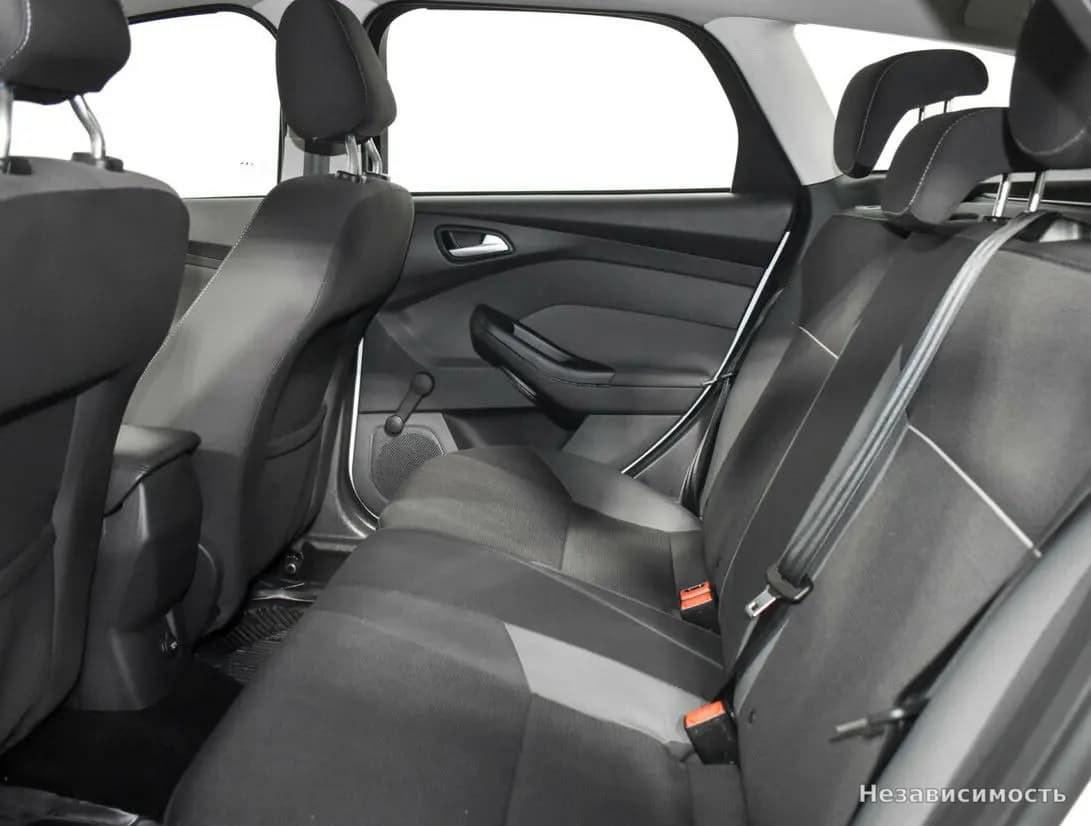 Ford Focus 2014 с пробегом — фото 10