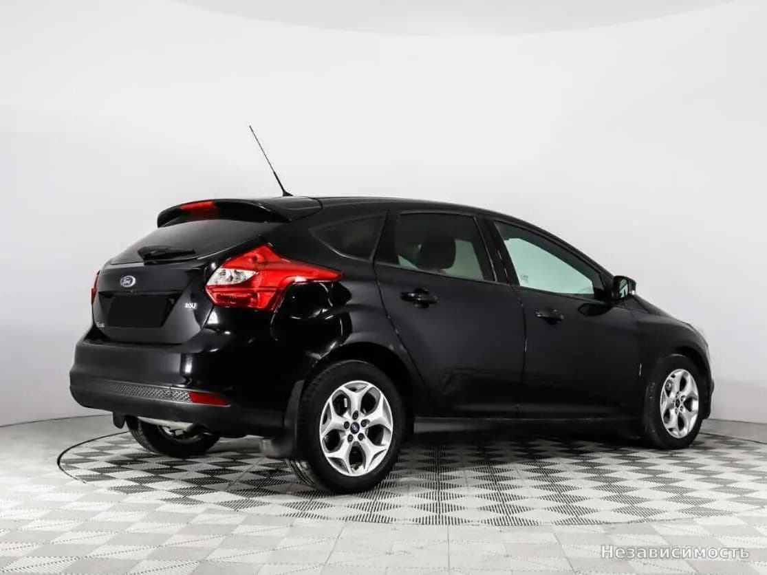 Ford Focus 2014 с пробегом — фото 5