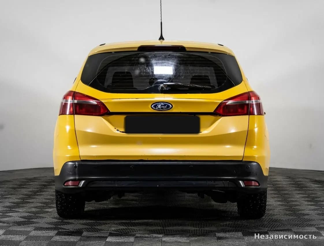 Ford Focus 2016 с пробегом — фото 5