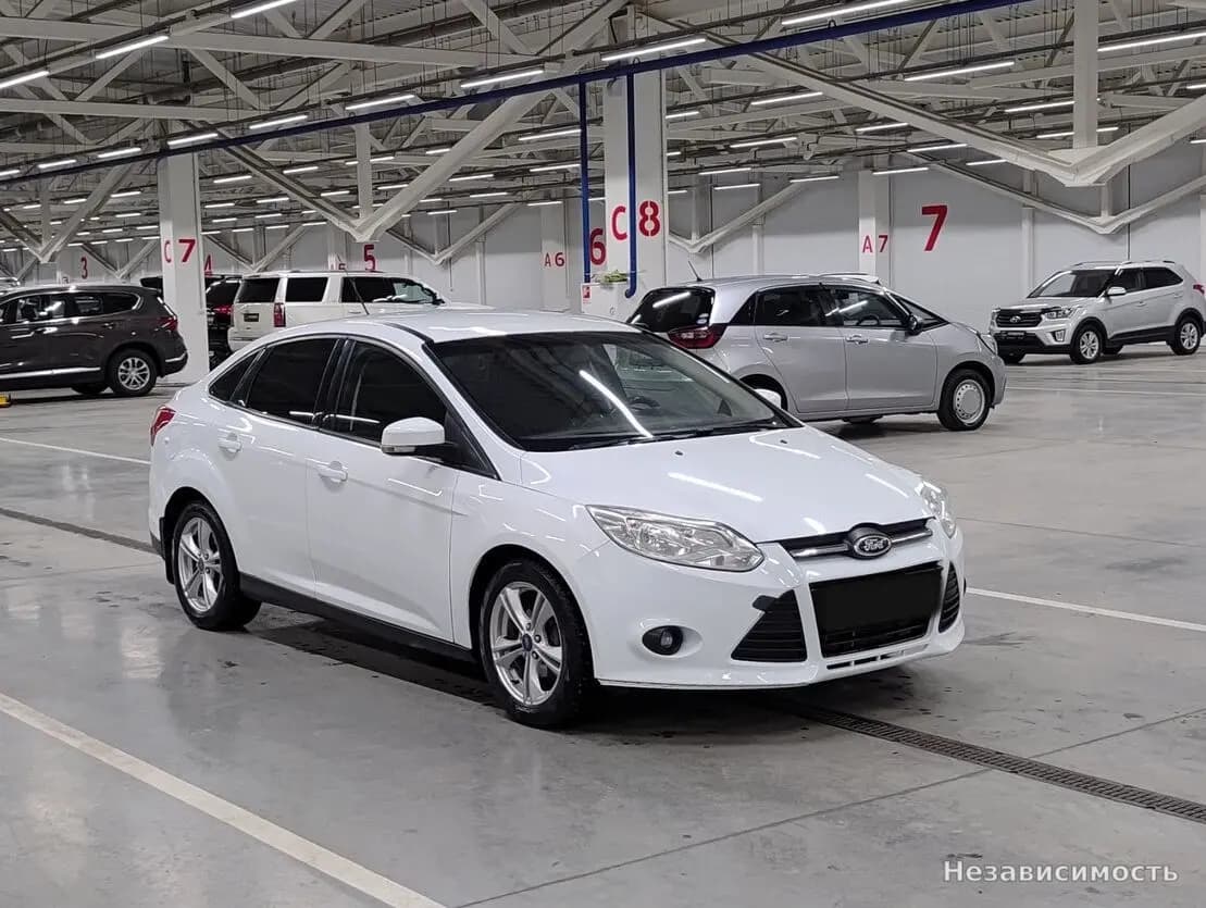 Ford Focus 2013 с пробегом — фото 3