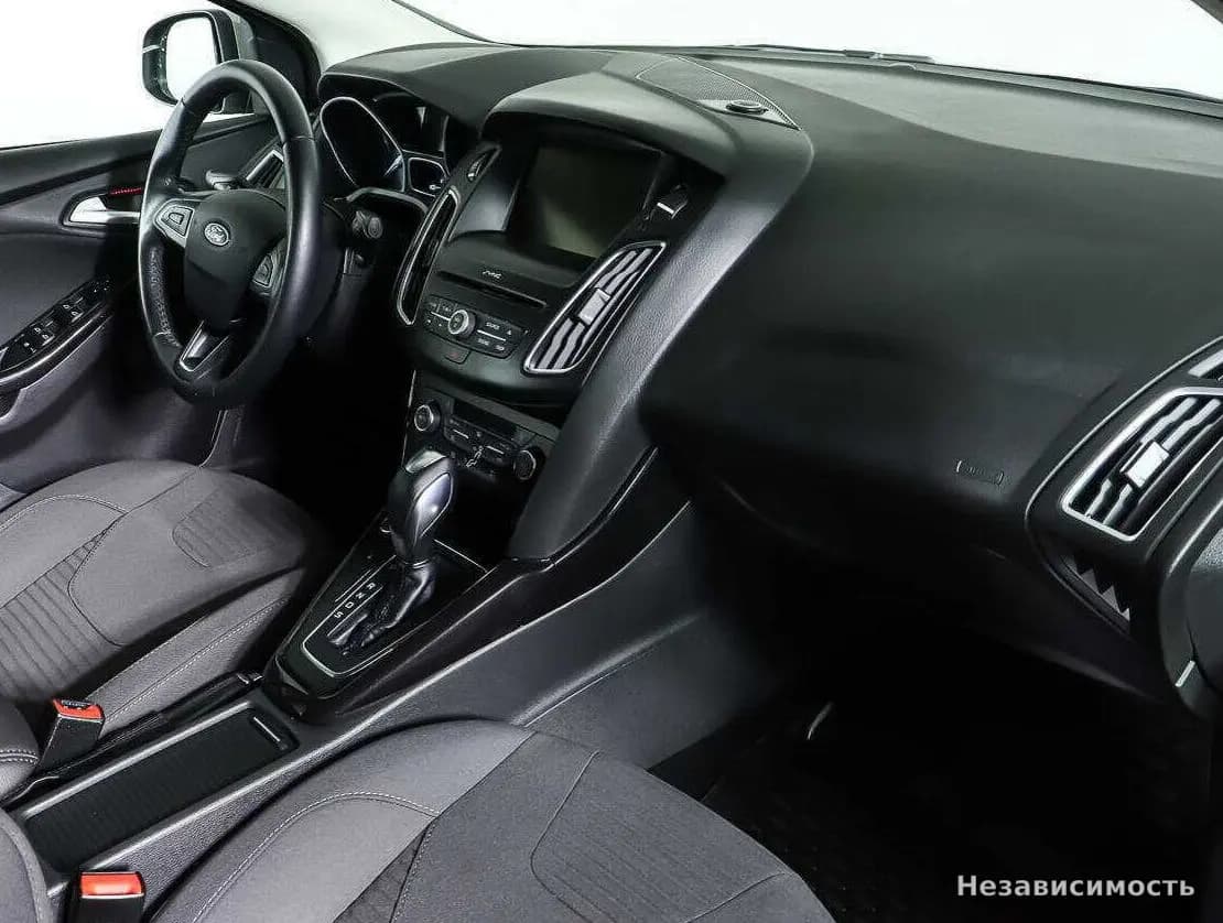 Ford Focus 2016 с пробегом — фото 8