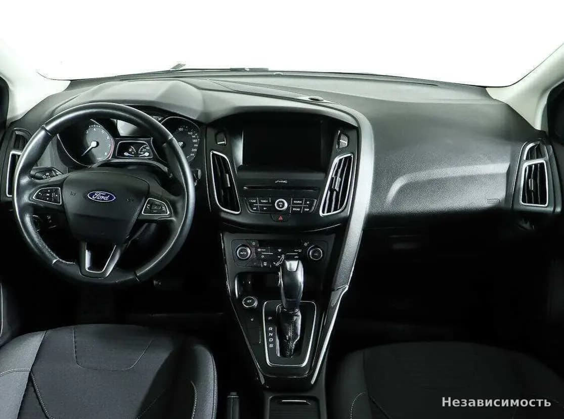 Ford Focus 2016 с пробегом — фото 10