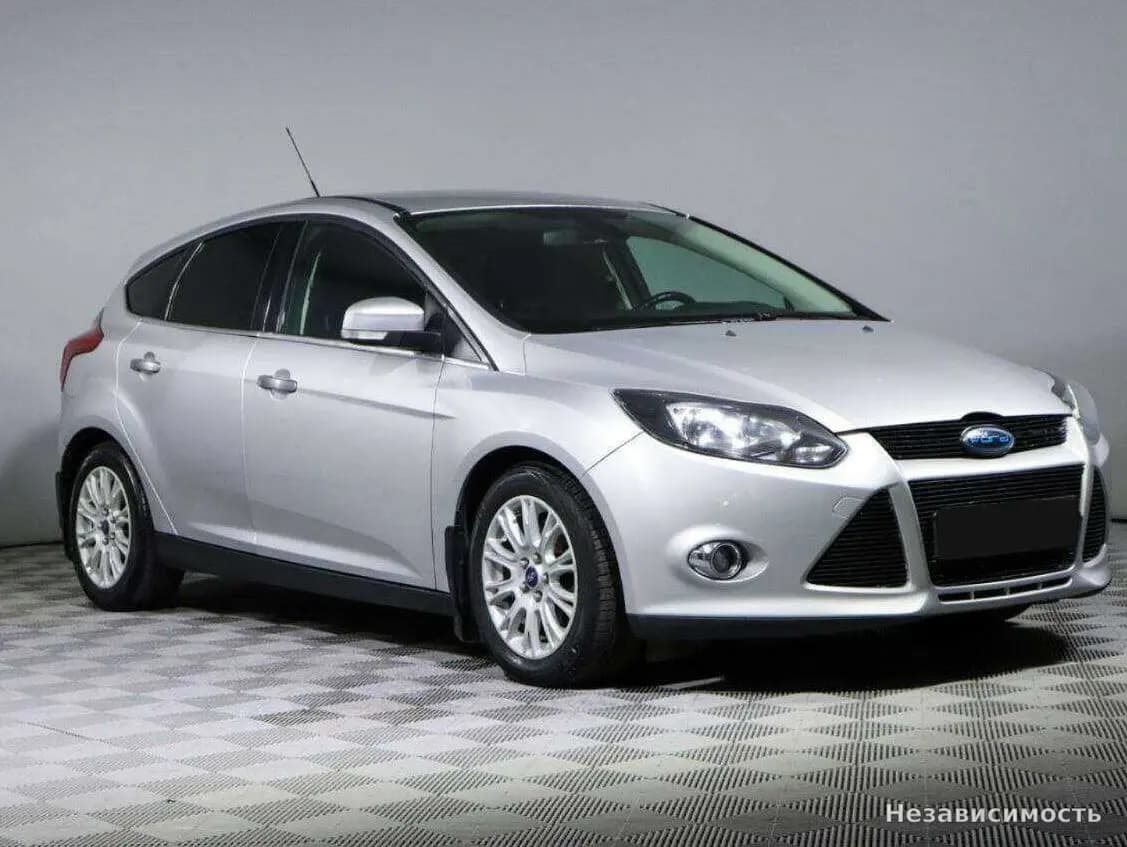Ford Focus 2012 с пробегом — фото 3