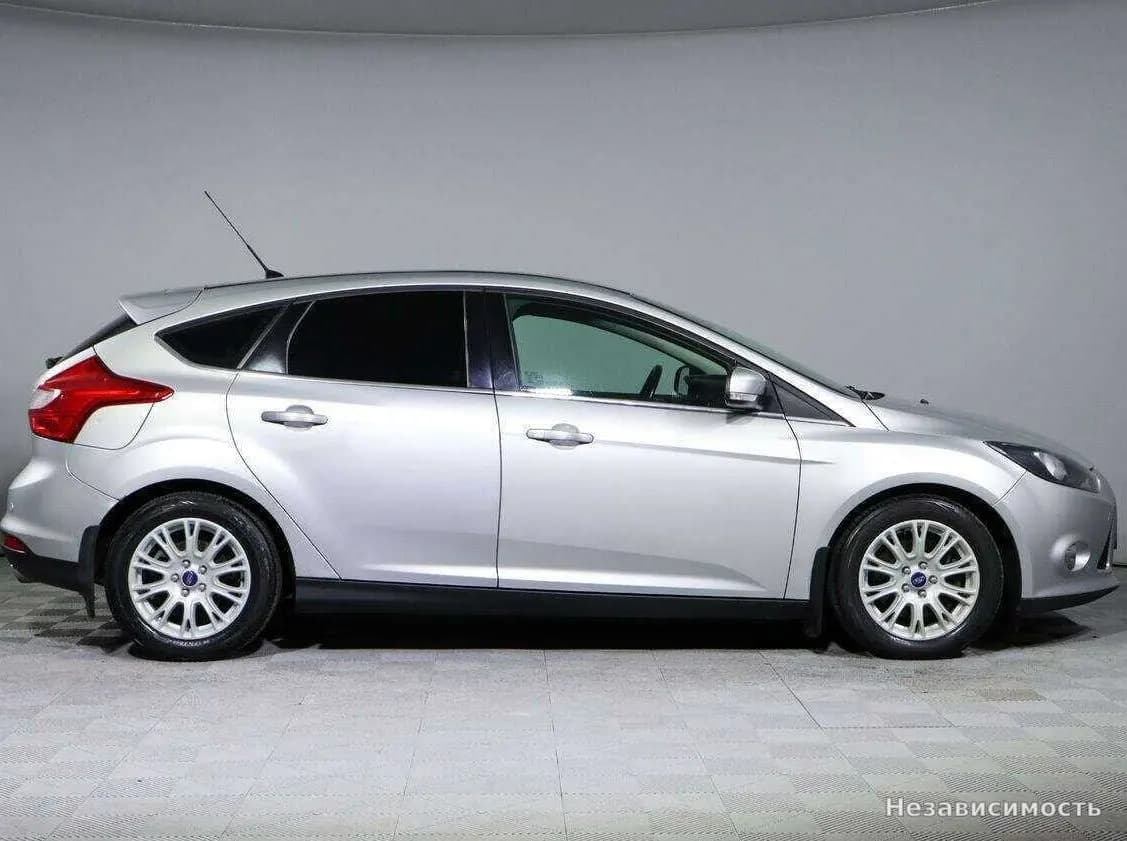 Ford Focus 2012 с пробегом — фото 4