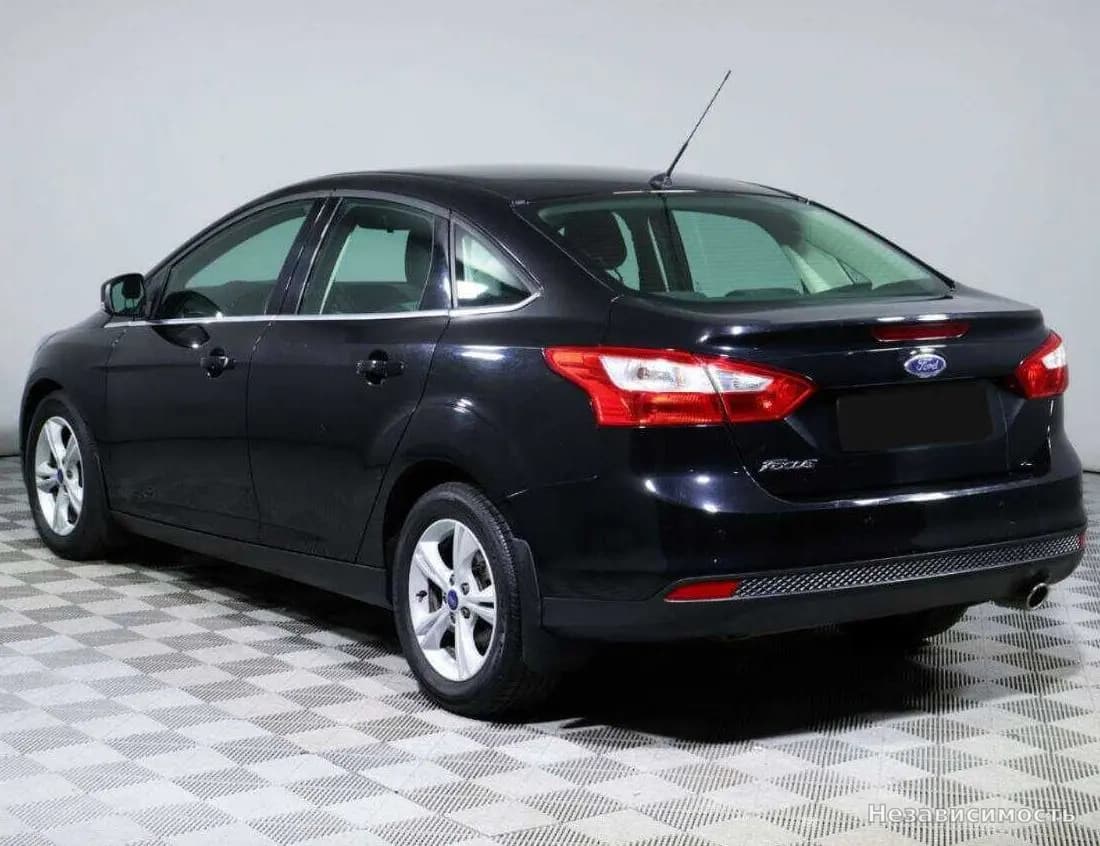 Ford Focus 2012 с пробегом — фото 5