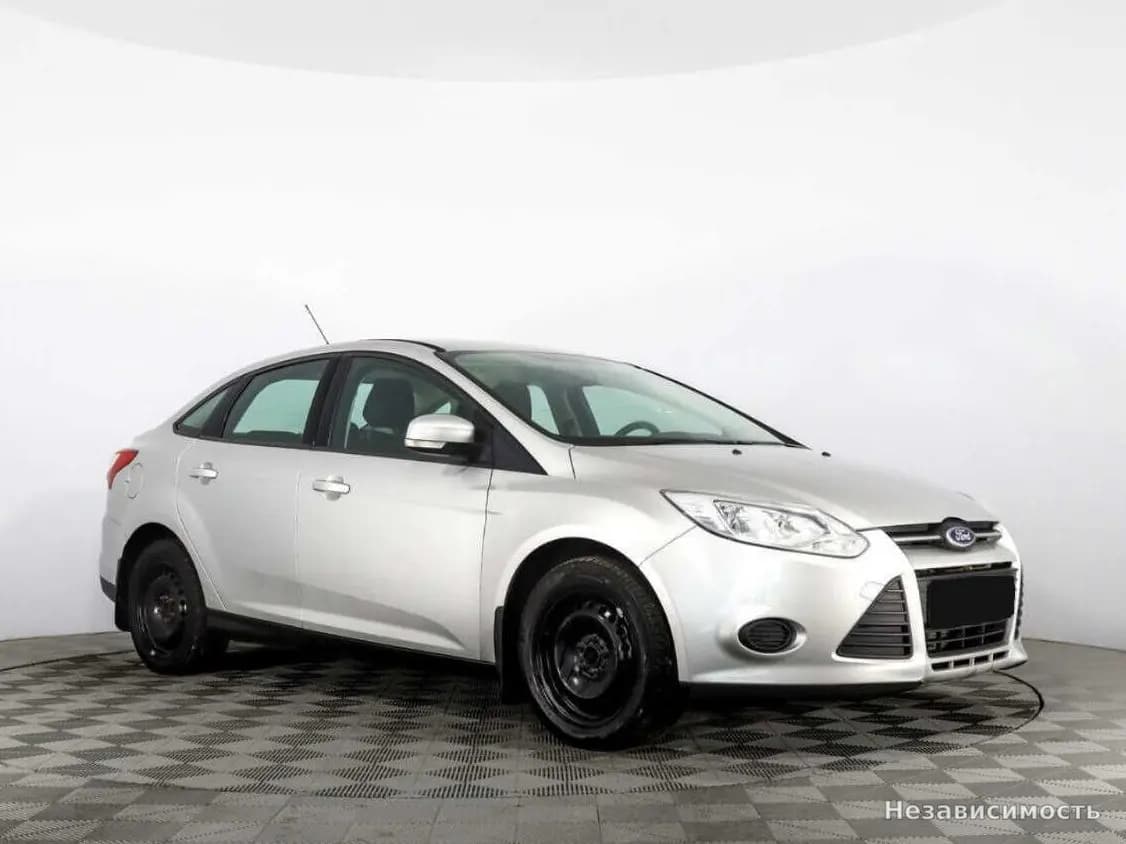 Ford Focus 2013 с пробегом — фото 3