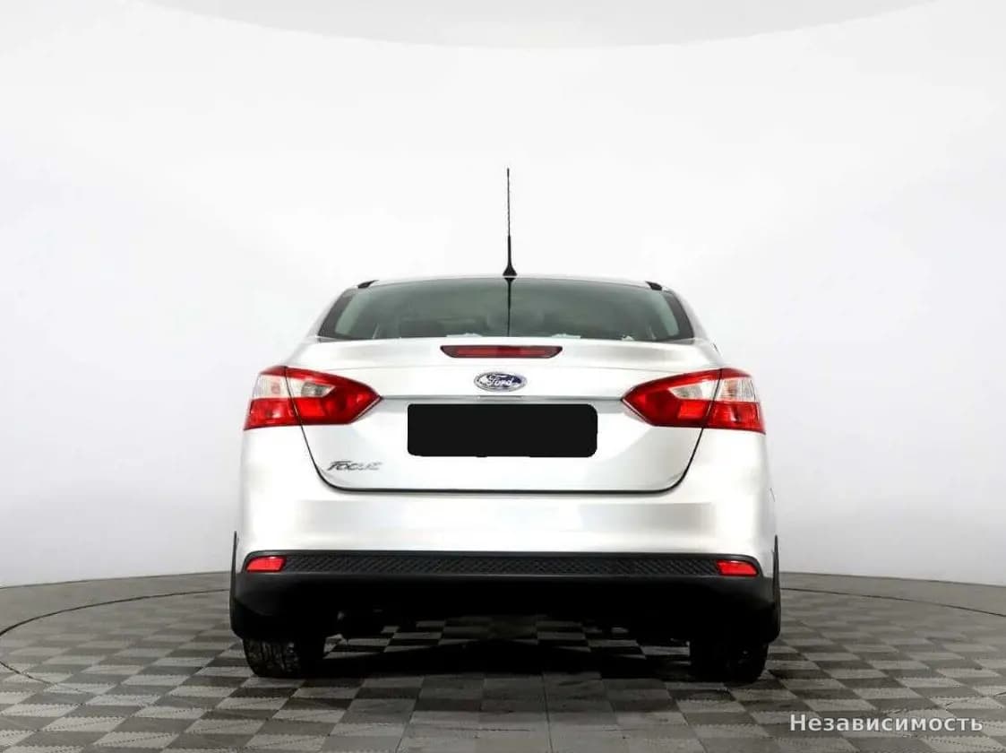 Ford Focus 2013 с пробегом — фото 6