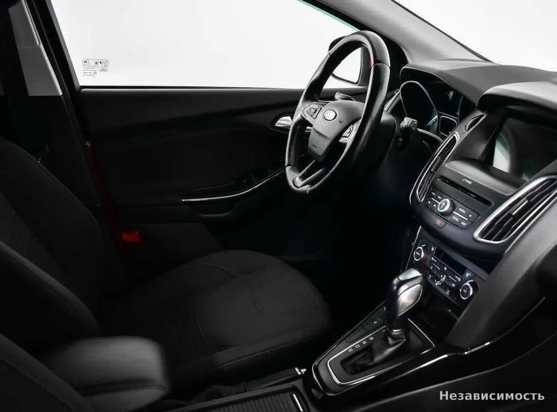 Ford Focus 2018 с пробегом — фото 9