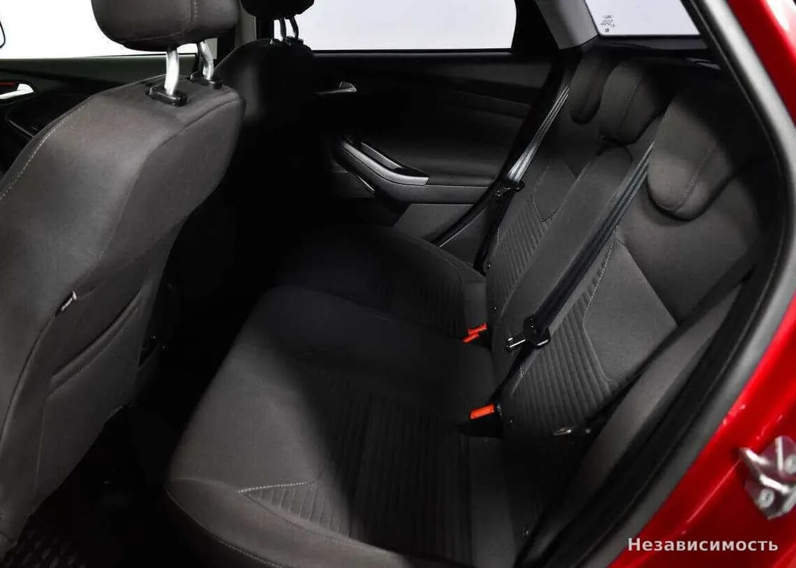 Ford Focus 2018 с пробегом — фото 10