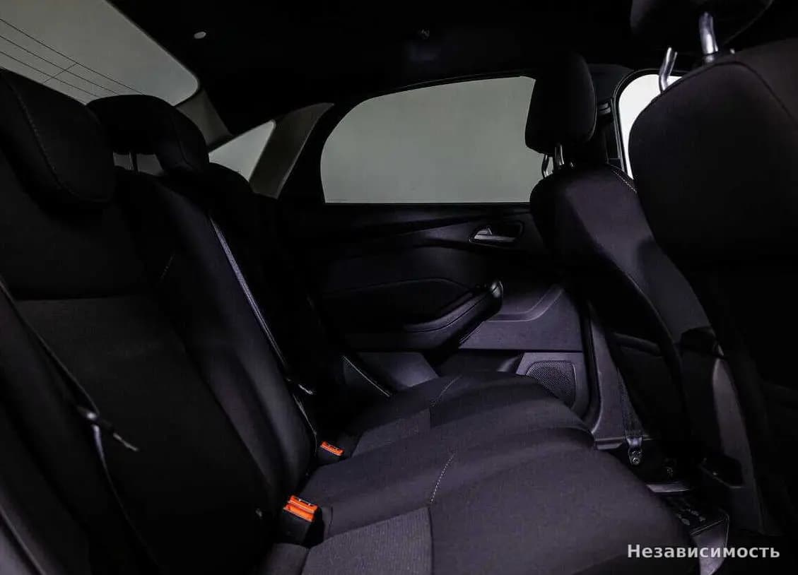 Ford Focus 2017 с пробегом — фото 9