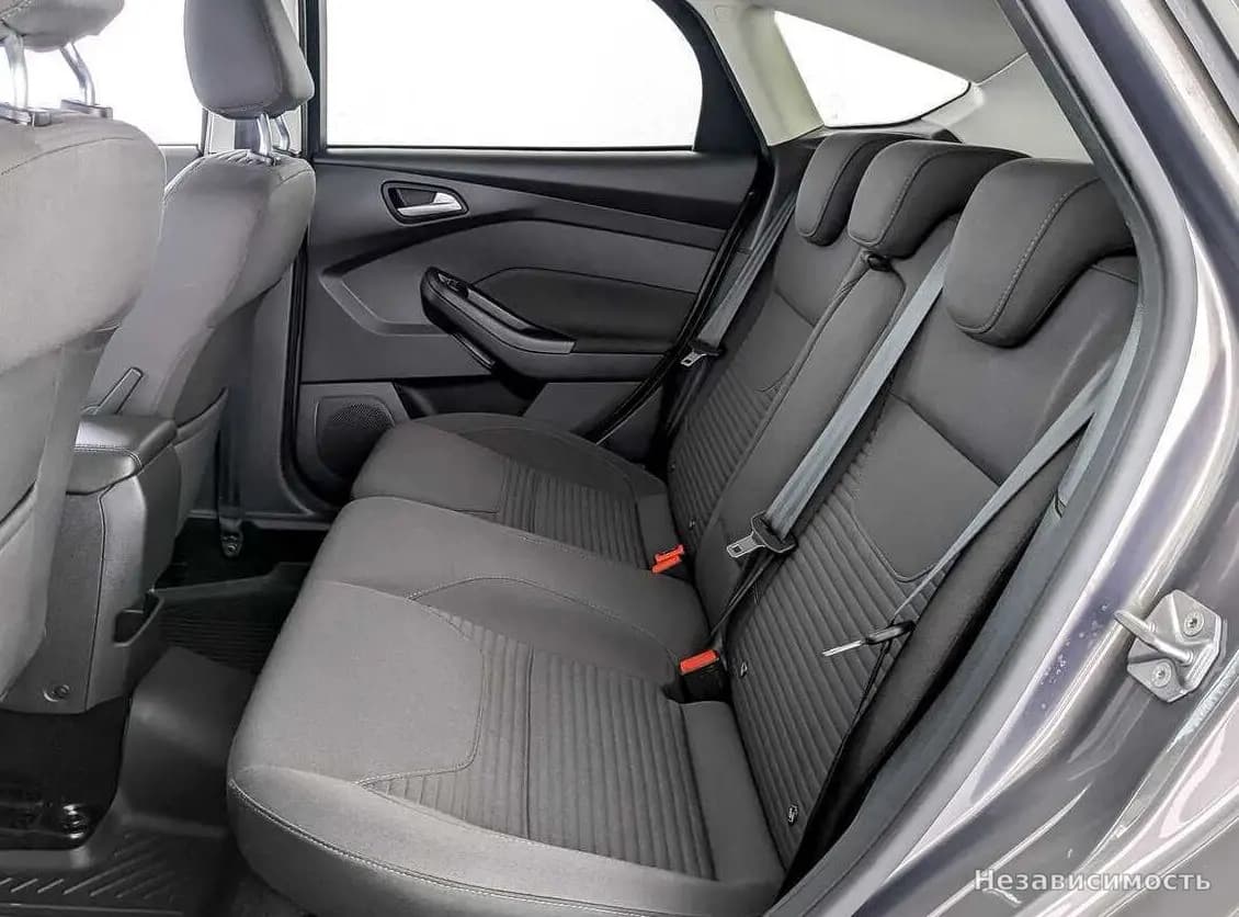 Ford Focus 2018 с пробегом — фото 10