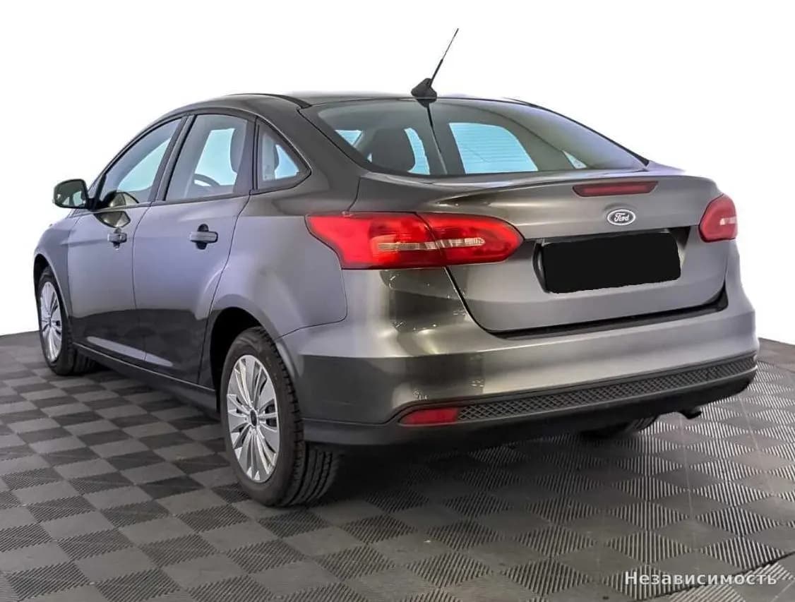 Ford Focus 2019 с пробегом — фото 7