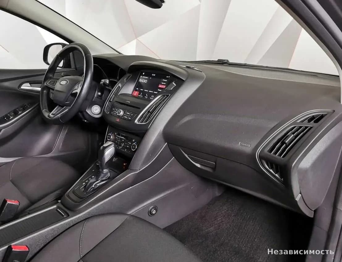 Ford Focus 2019 с пробегом — фото 9