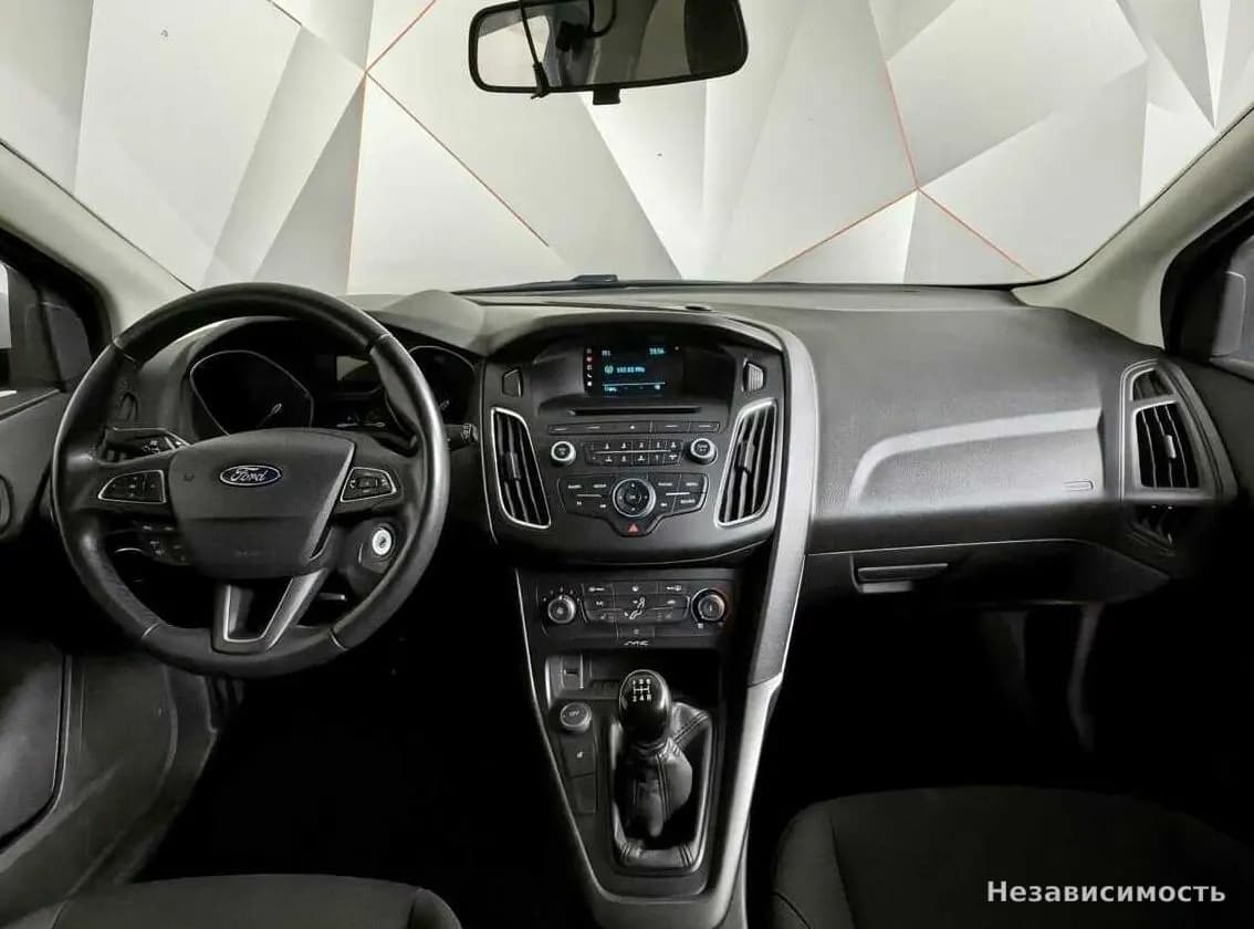 Ford Focus 2019 с пробегом — фото 10