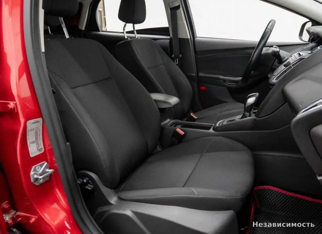 Ford Focus 2016 с пробегом — фото 8