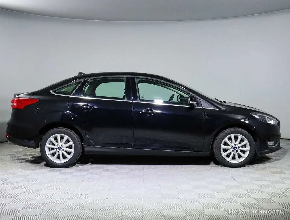Ford Focus 2018 с пробегом — фото 4