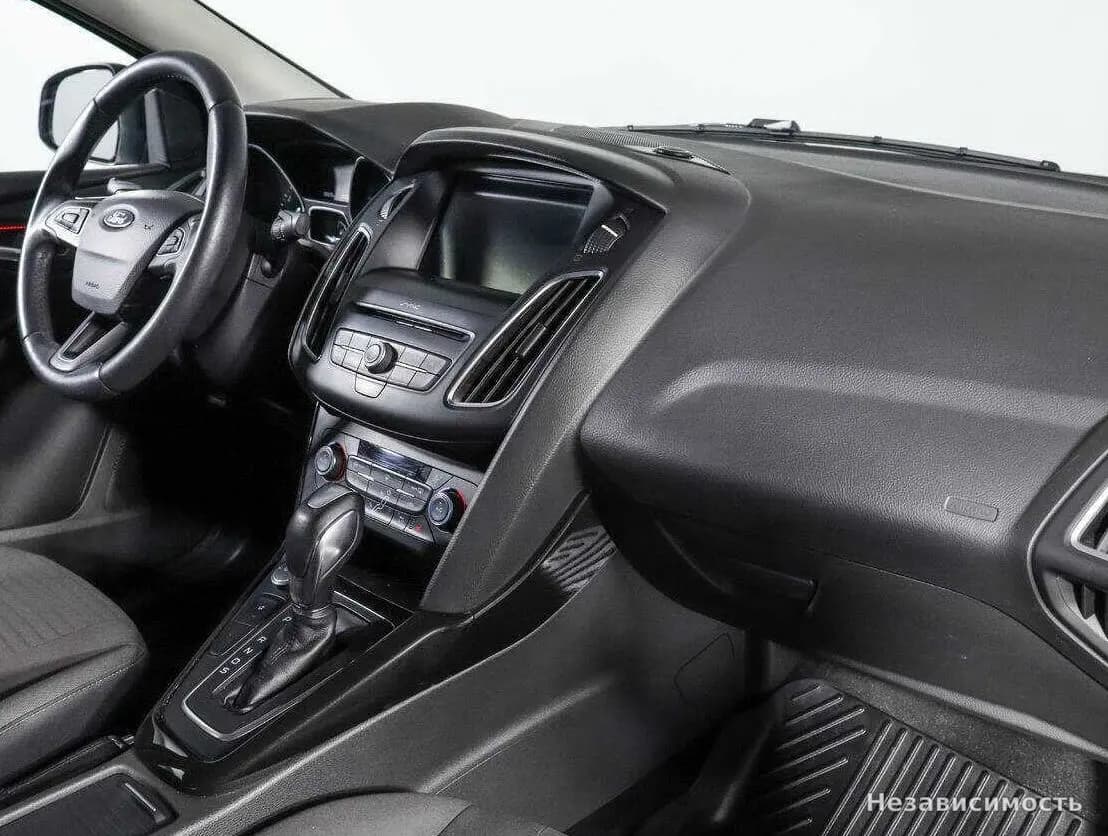 Ford Focus 2018 с пробегом — фото 9