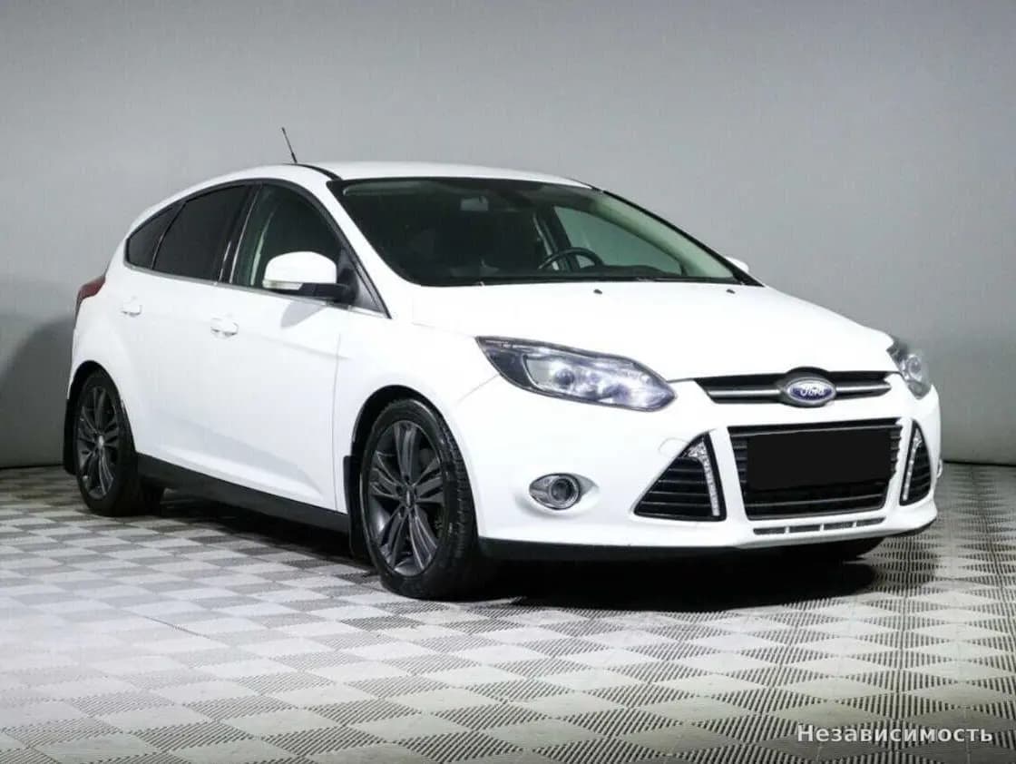Ford Focus 2013 с пробегом — фото 3