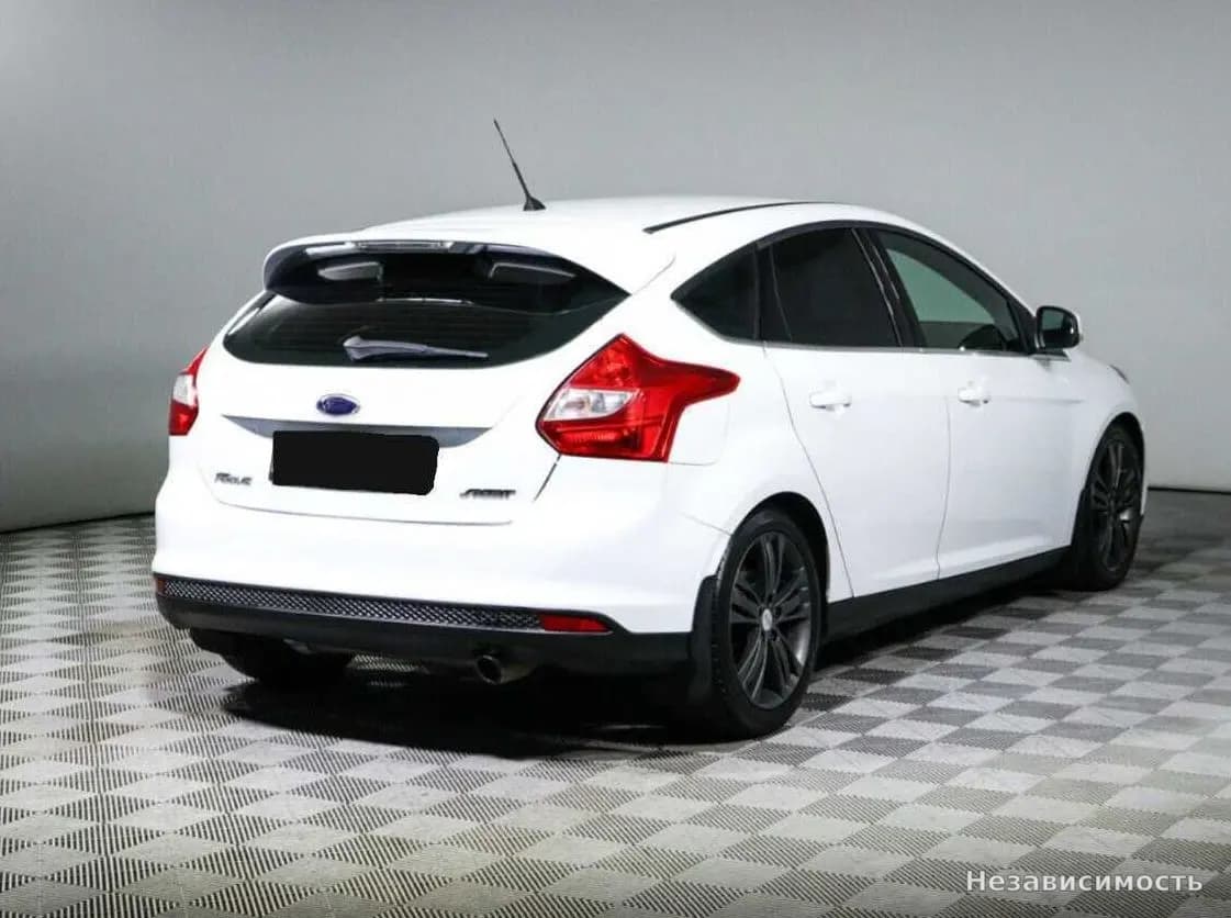 Ford Focus 2013 с пробегом — фото 4